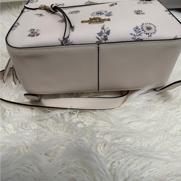 Coach Floral White Backpack - Picture 6 of 13